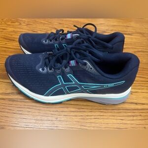 ASICS Women's Navy Running Shoes size 8